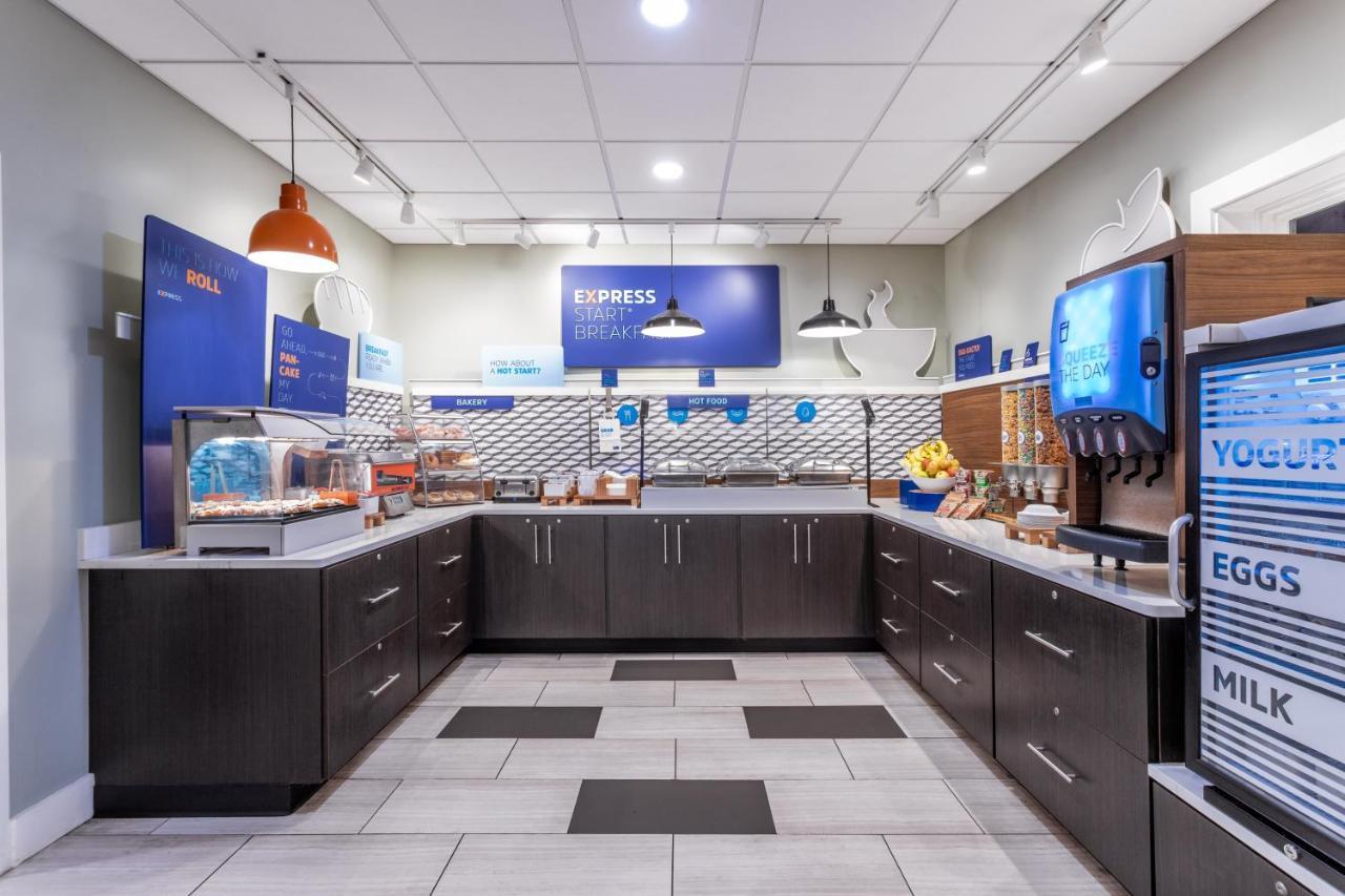 Holiday Inn Express Annapolis East-Kent Island By Ihg Grasonville Екстериор снимка